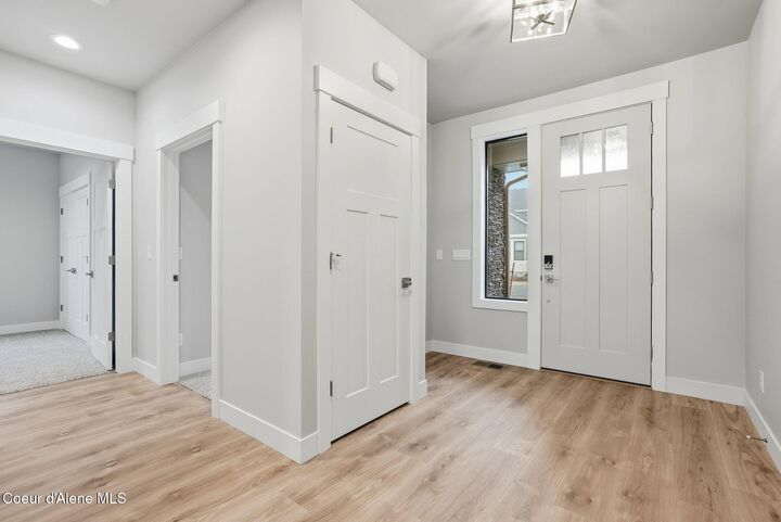 Property Photo:  4448 W Enclave Way  ID 83815 
