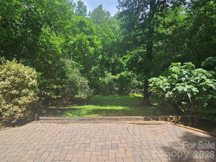 Property Photo:  2227 Wensley Drive  NC 28210 