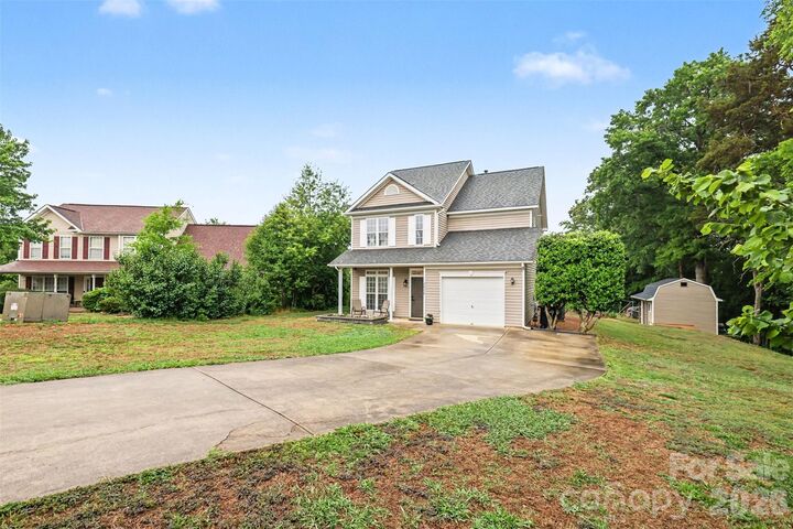 Property Photo:  2926 Wagon Wheel Court  NC 28110 