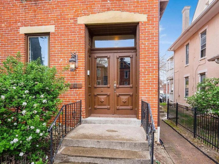 Property Photo: 41 King Avenue OH 43201