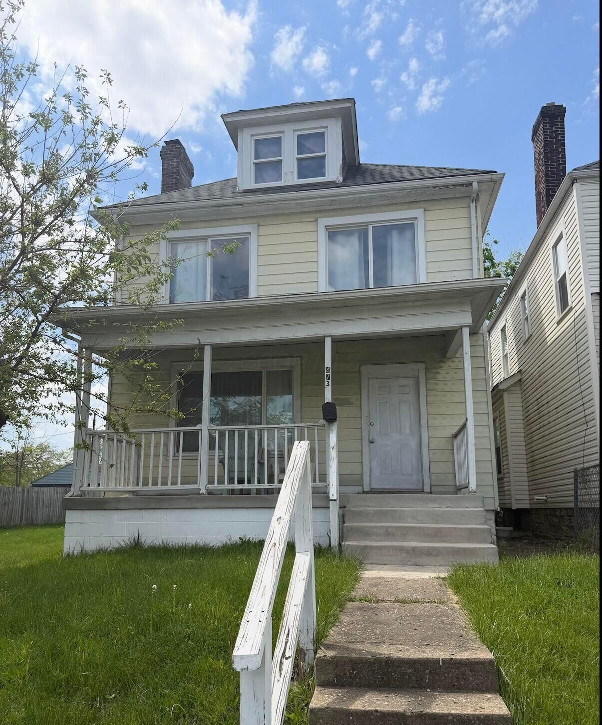 Property Photo:  473 N Ohio Avenue  OH 43203 