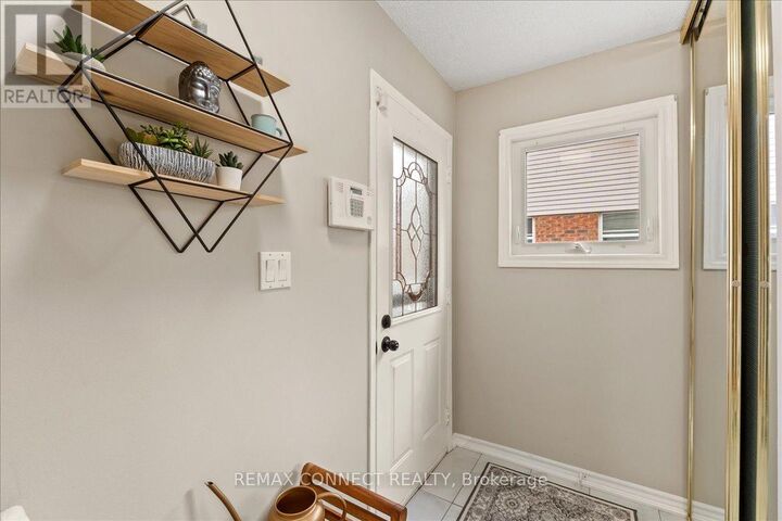 Property Photo:  112 Londonderry Street  ON L1J 6Z3 