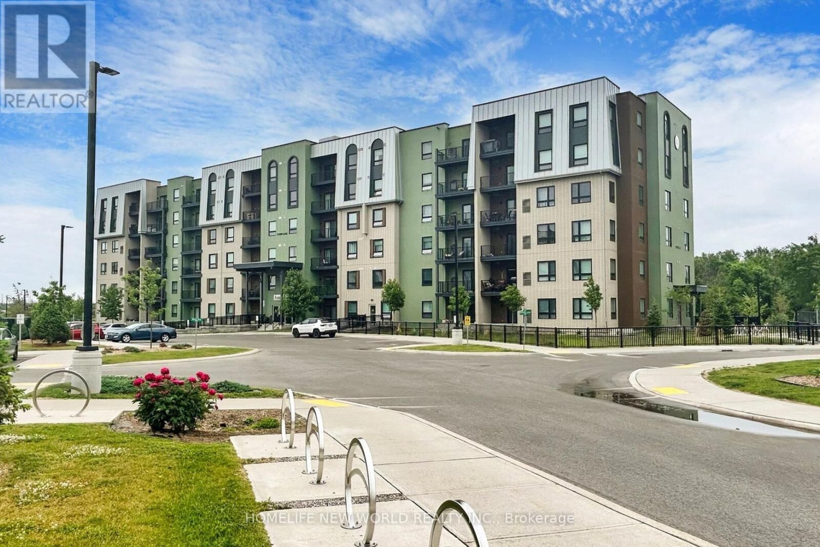 Property Photo:  5 Chef Lane 603  ON L9J 0J8 