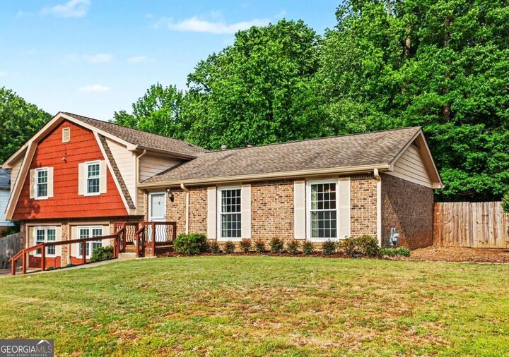 Property Photo: 1315 Sanden Ferry Drive GA 30033
