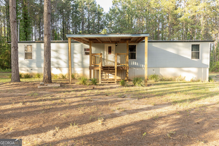 Property Photo:  1541 Landing Circle  GA 31027 
