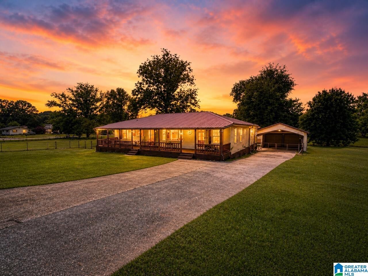 Property Photo:  105 Del Ray Drive  AL 36203 