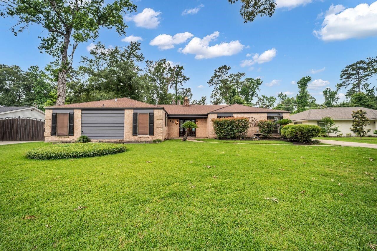 Property Photo:  18815 Whitewood Drive  TX 77373 