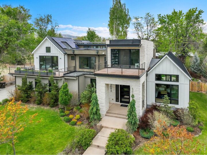 Property Photo:  2093 Tamarack Ave  CO 80304 