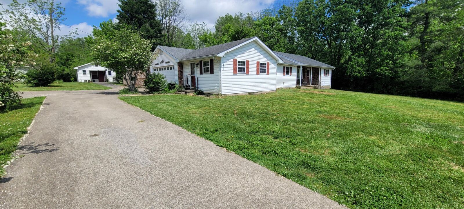 Property Photo:  500 Goggin Lane  KY 40422 
