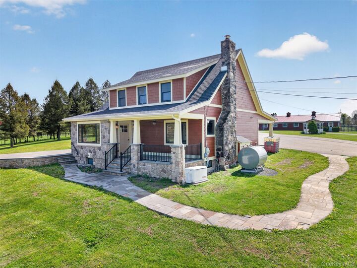 Property Photo:  285 Maple Avenue  NY 10924 