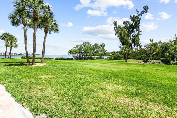 Property Photo:  3330 Gulf Of Mexico Drive 107D  FL 34228 