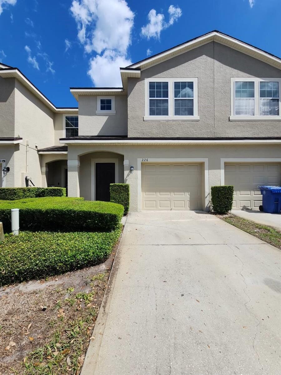 Property Photo:  226 Windflower Way  FL 32765 