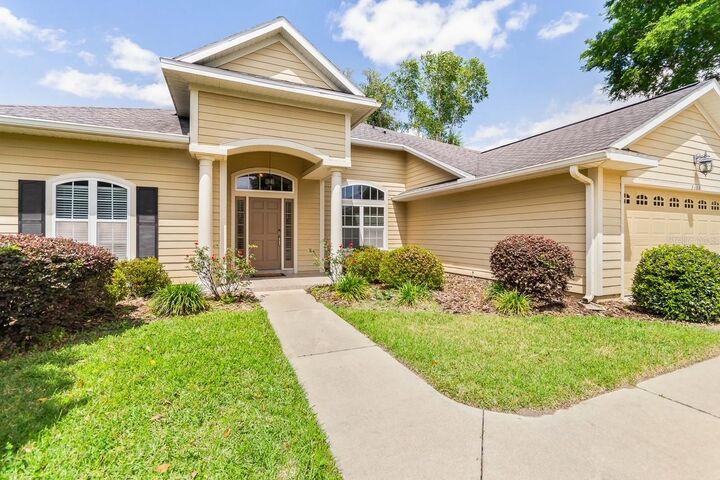 Property Photo:  8430 SW 10th Place  FL 32607 