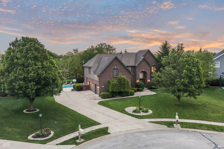 Property Photo: 10736 Kemp Court IN 46040