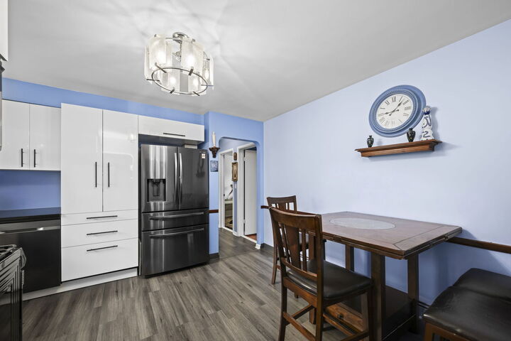 Property Photo:  8436 N Oriole Avenue  IL 60714 