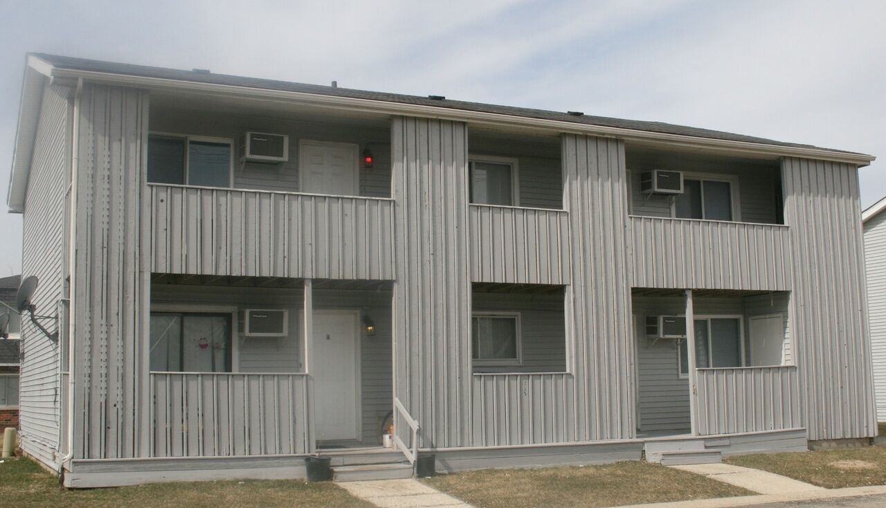 Property Photo:  115 Harbor Drive  IL 60543 
