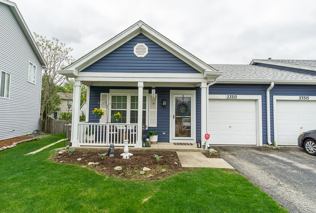 Property Photo:  23313 W Odessa Court 23313  IL 60544 
