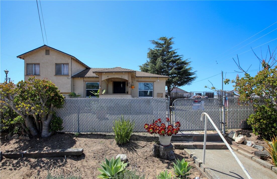 Property Photo:  818 Atlantic City Avenue  CA 93433 