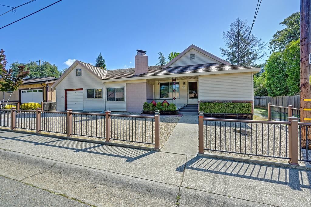 Property Photo:  211 Katherine Way  CA 95603 