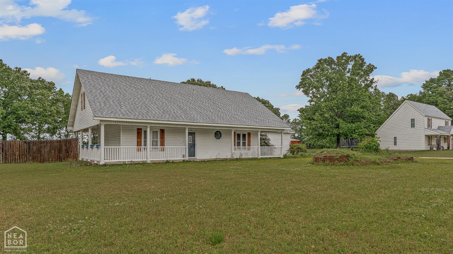 Property Photo: 64 County Road 421 AR 72404