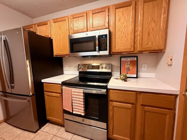 Property Photo:  1825 Southcross Drive W 2306  MN 55306 