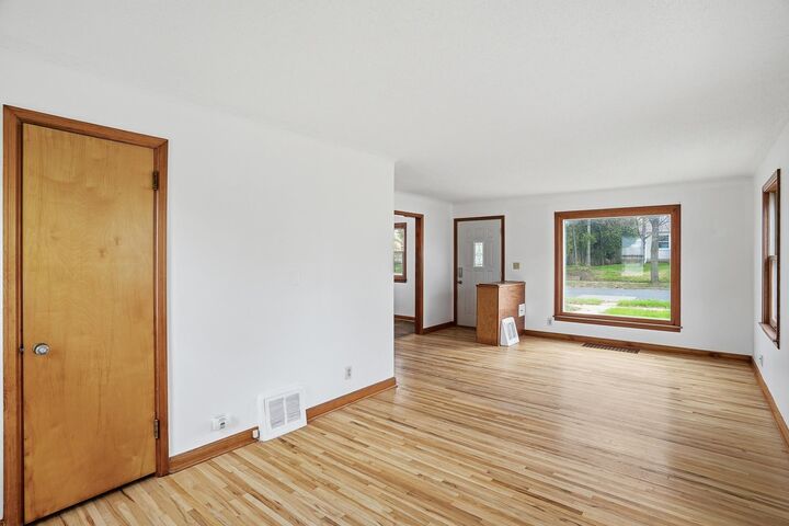 Property Photo:  5701 38th Avenue S  MN 55417 