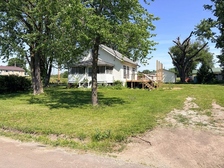 Property Photo: 1400 Keith MO 64601
