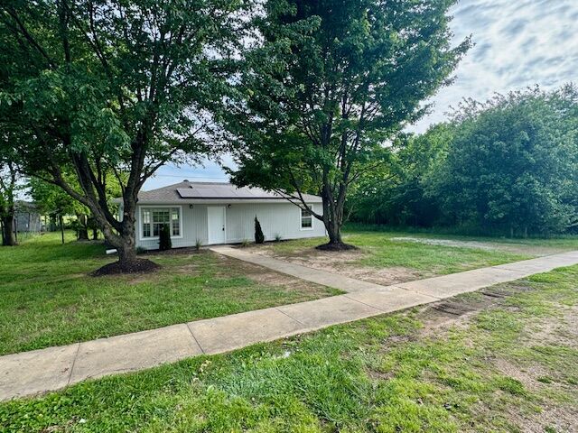 Property Photo:  747 Austin Avenue  AR 72722 