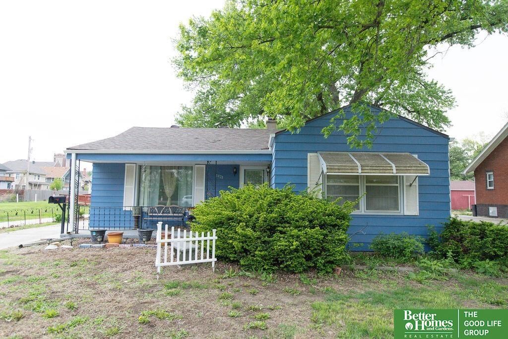Property Photo:  5420 Florence Boulevard  NE 68110-9999 