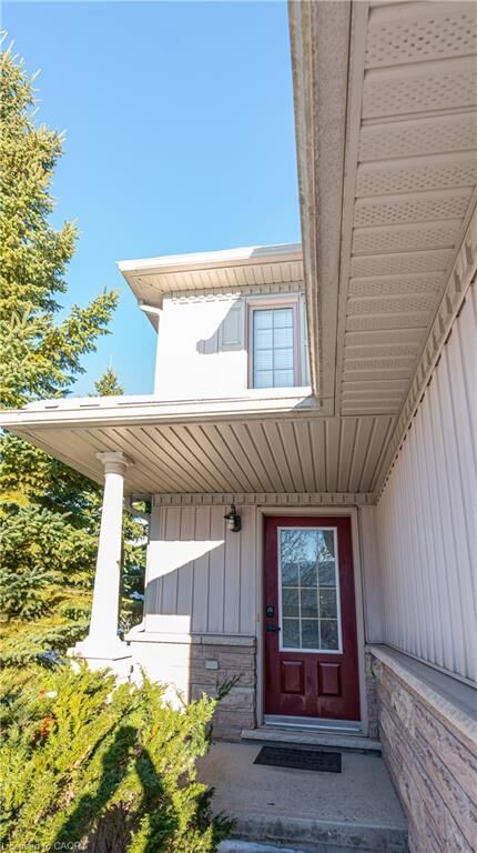 Property Photo: 85 Bankside Drive E34 ON N2N 3M4
