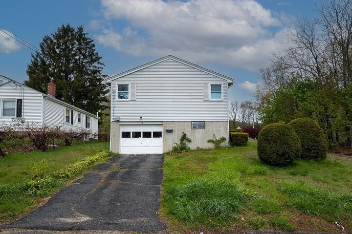 Property Photo:  20 Winneconnett Road 20  MA 01605 