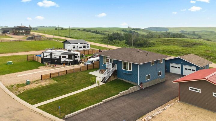 Property Photo: 20 Marina View AB T0C 2L0