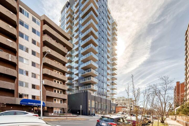 Property Photo: 1319 14 Avenue SW 906 AB T3C 0W3