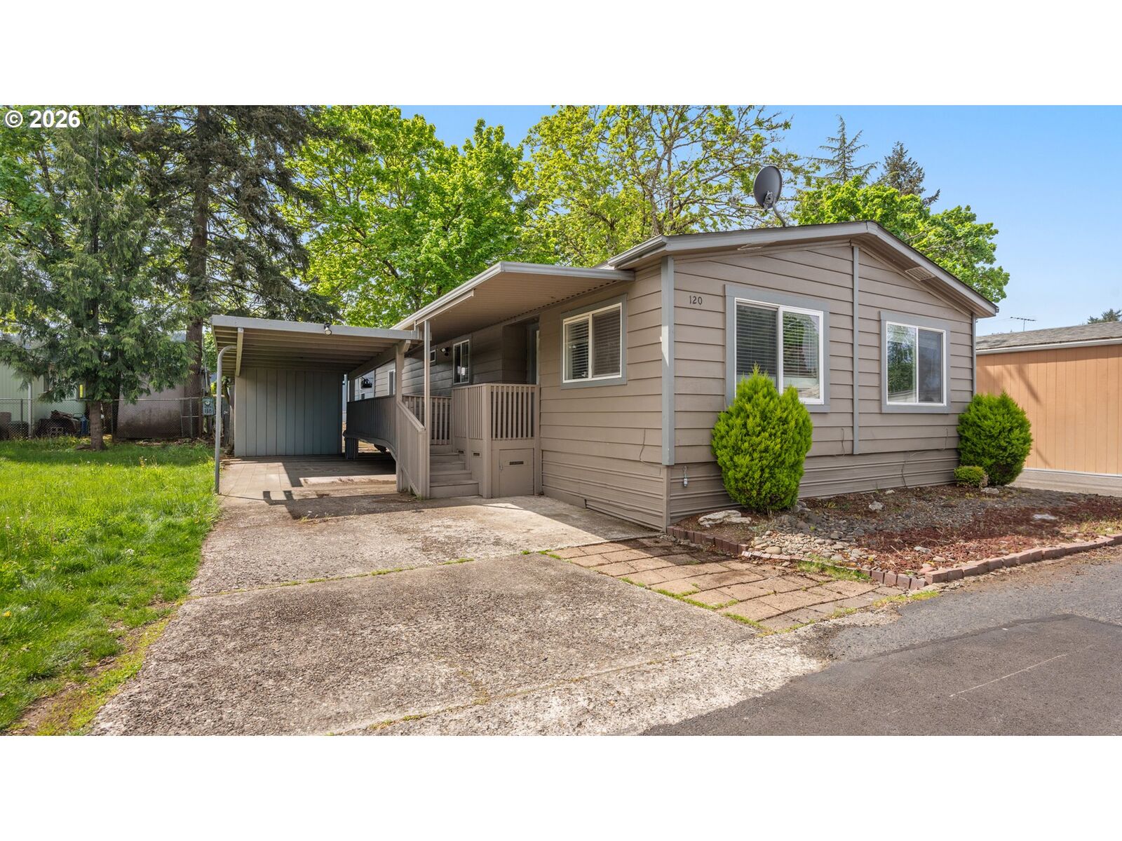 Property Photo:  15758 SE Highway 224 120  OR 97089 
