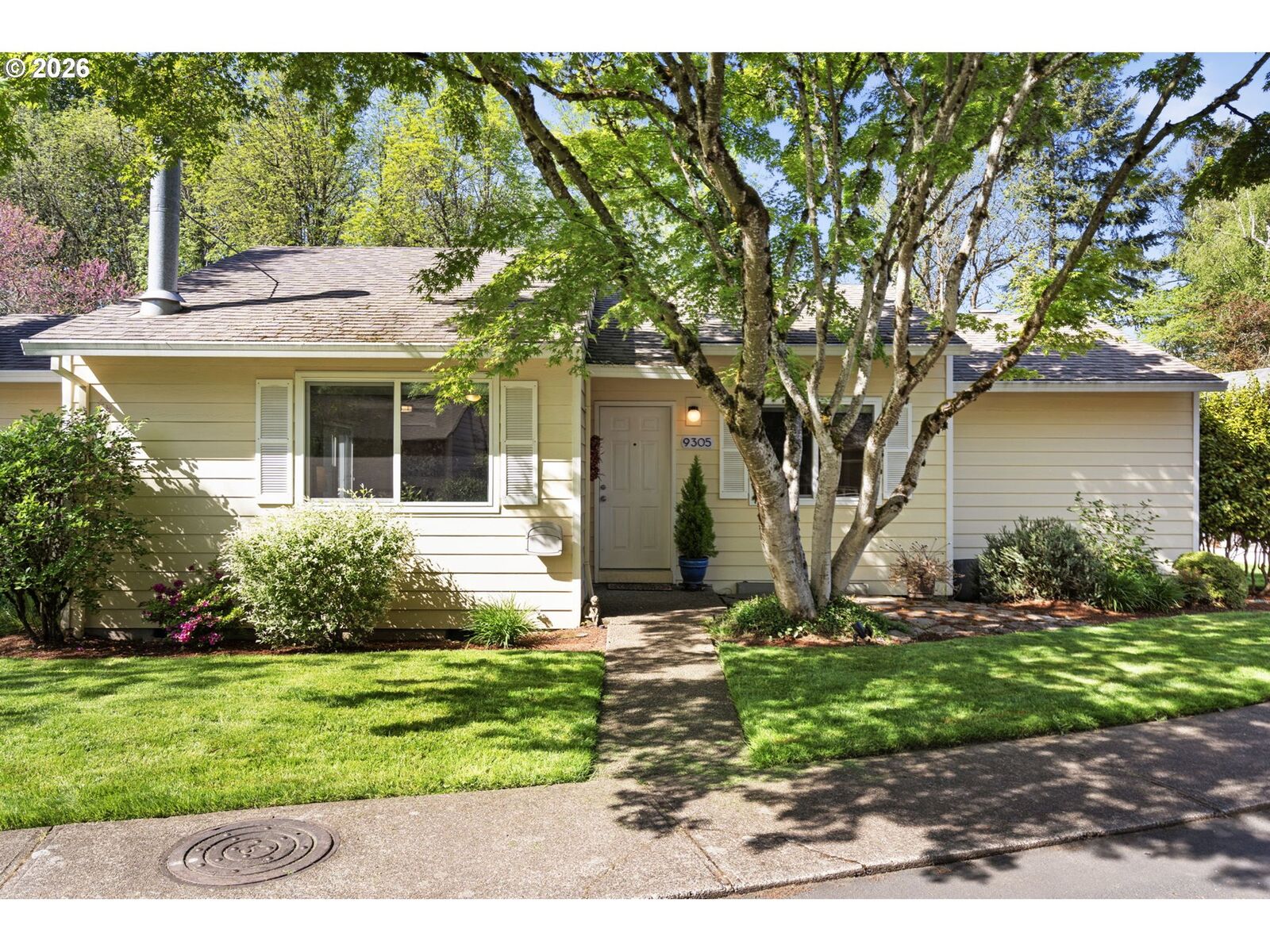 Property Photo:  9305 SW Brooks Bend Pl  OR 97223 