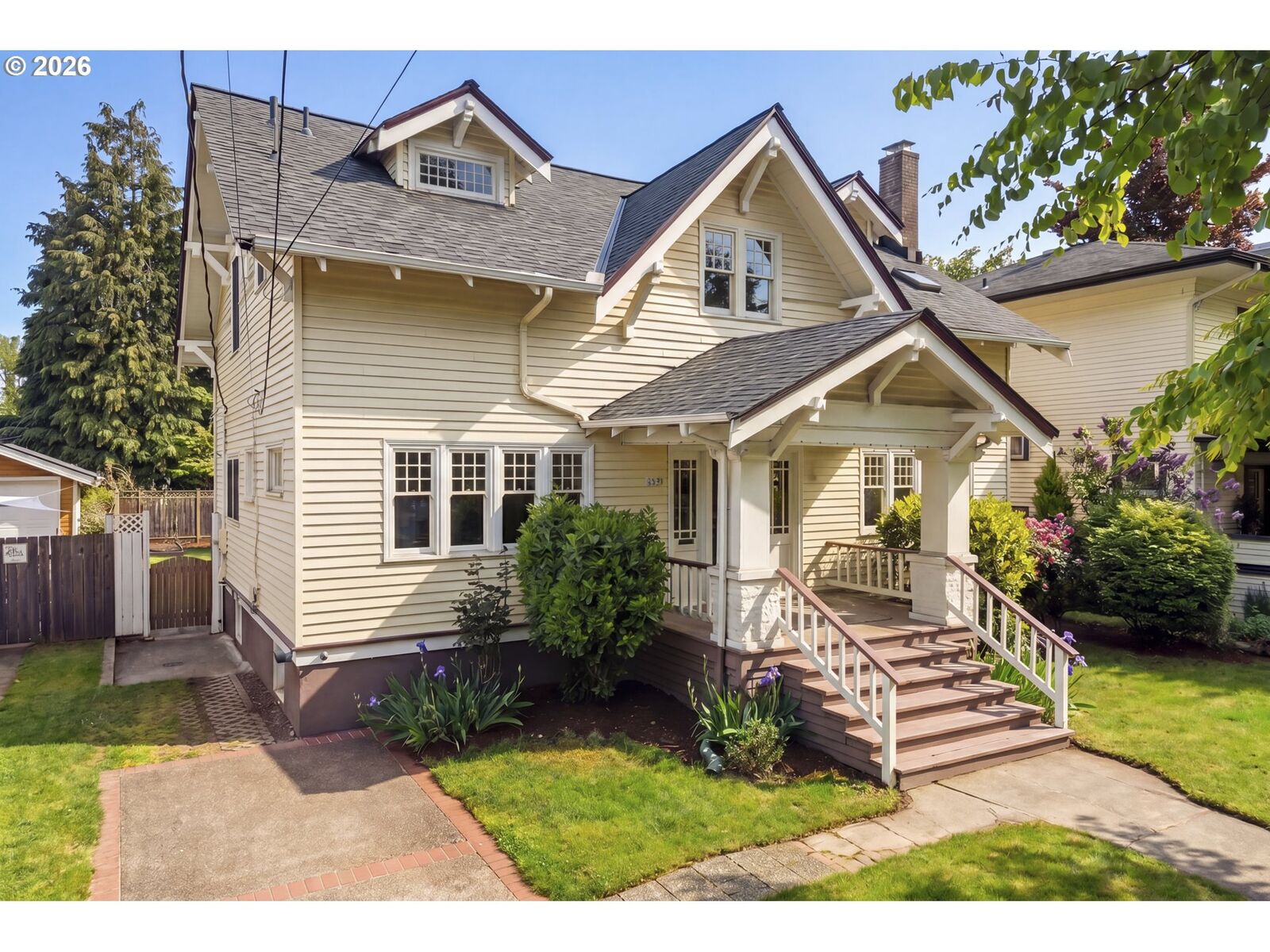 Property Photo:  2014 NE 38th Ave  OR 97212 