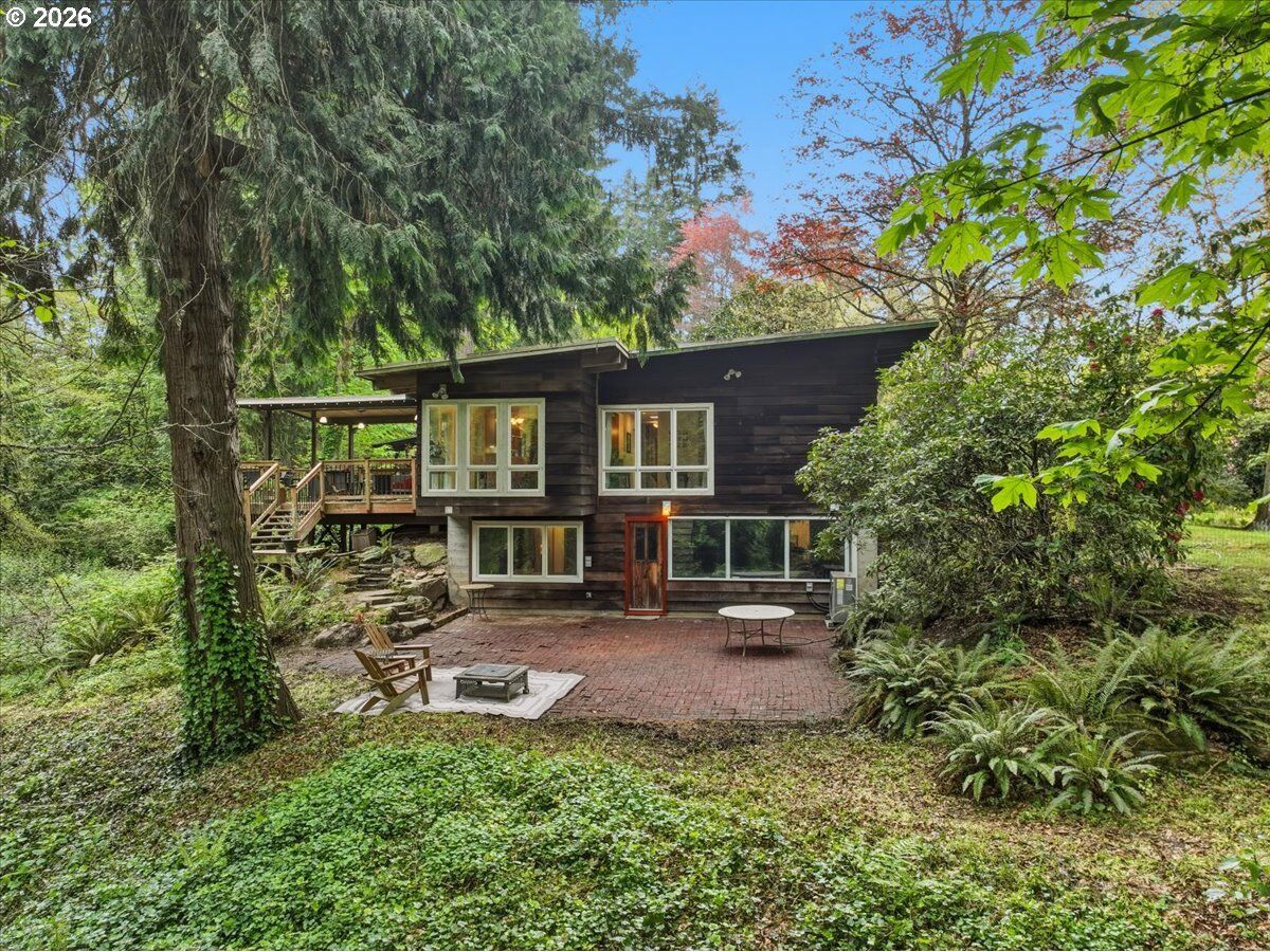 Property Photo:  10300 SE Evergreen Hwy  WA 98664 
