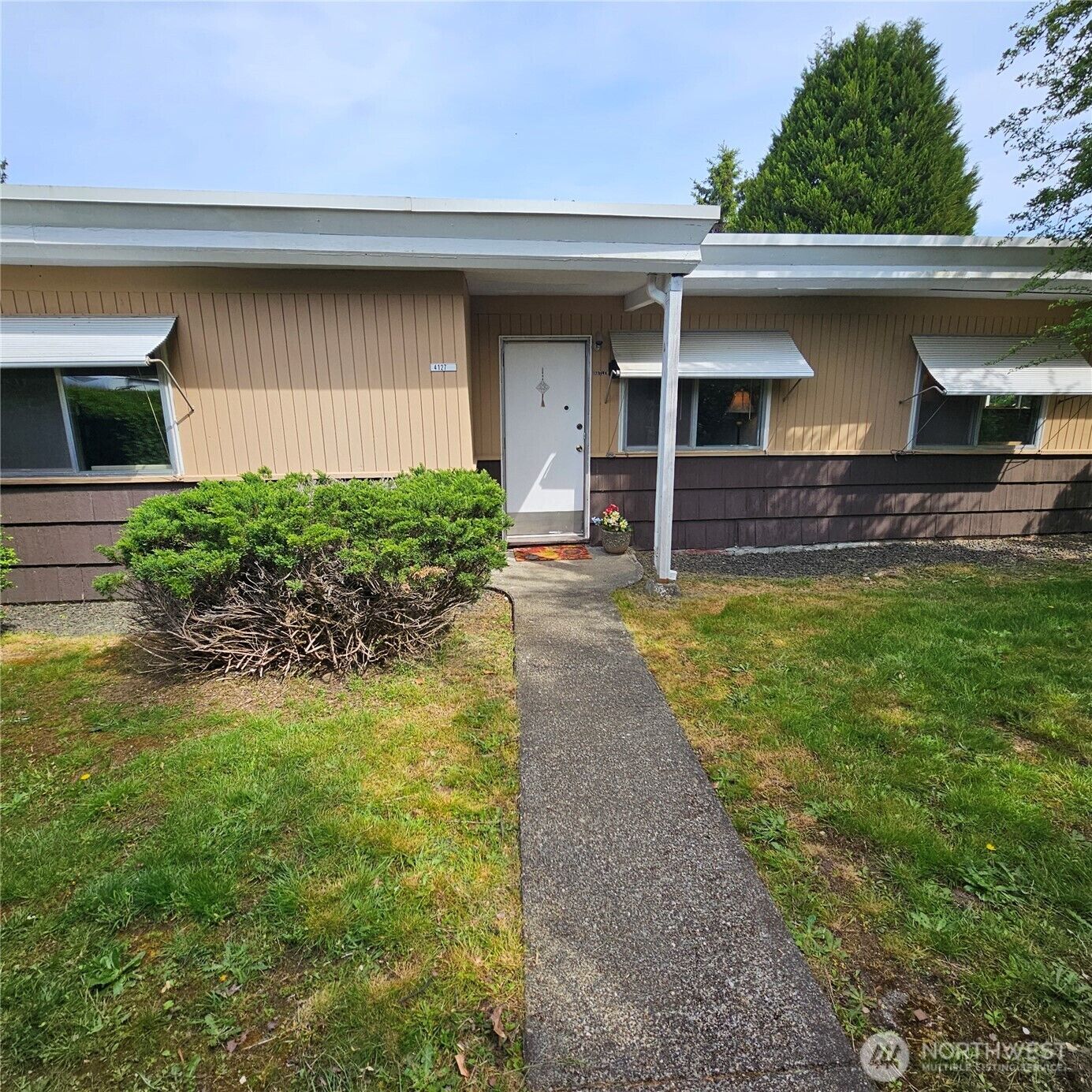 Property Photo: 4127 SE Lovell Street WA 98366