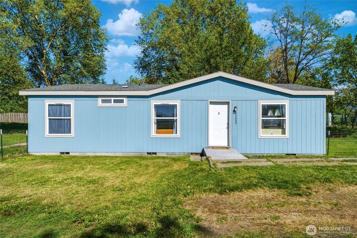 Property Photo:  84889  Triangle Station Road  OR 97862 