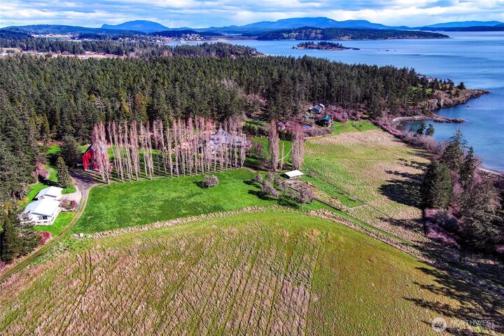 Property Photo:  2553  Cattle Point Road  WA 98250 