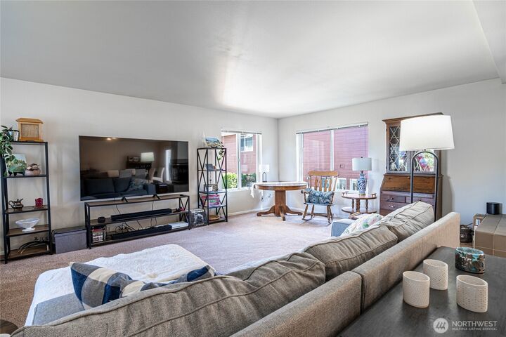 Property Photo:  433 W Webster  WA 98816 