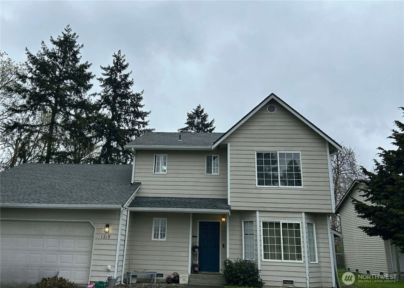 Property Photo:  1219  Frontier Circle E  WA 98258 