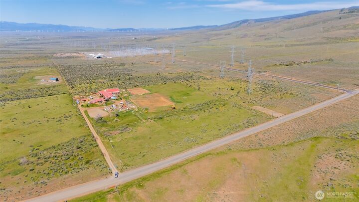 Property Photo:  13701  Wilson Creek Road  WA 98926 