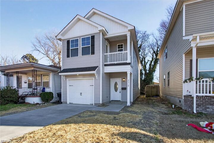 Property Photo:  2519 Markham St  VA 23707 