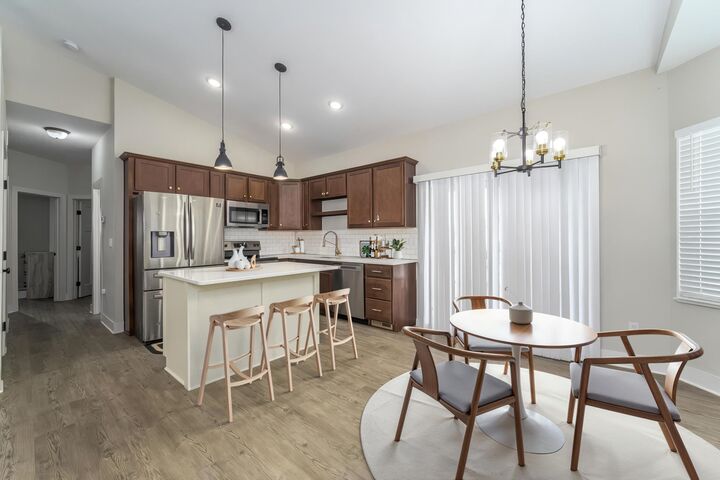Property Photo:  5304 W 46th St S  KS 67215-5201 