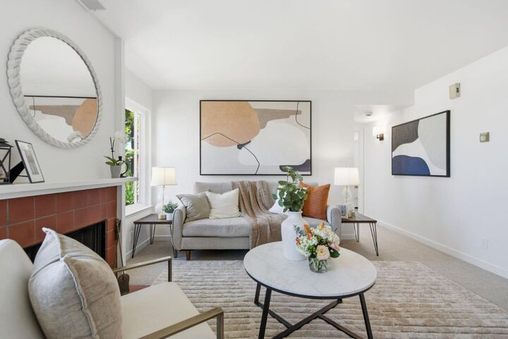 Property Photo:  115 Hobart Avenue F  CA 94402 
