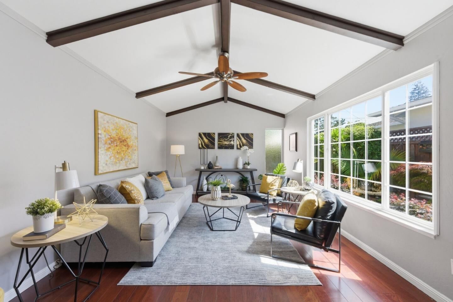 Property Photo:  950 Cherry Street  CA 94070 