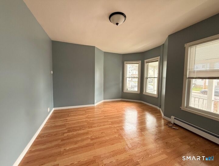 Property Photo:  715 Noble Avenue  CT 06608 