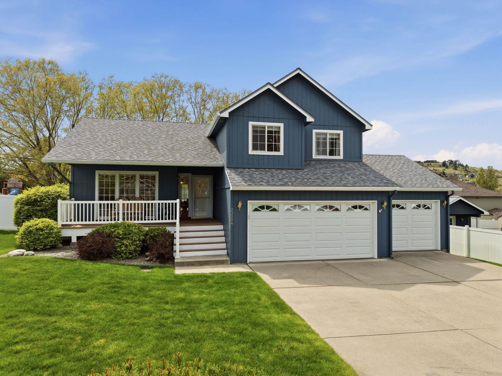 Property Photo:  23204 E Main Ave  WA 99019 