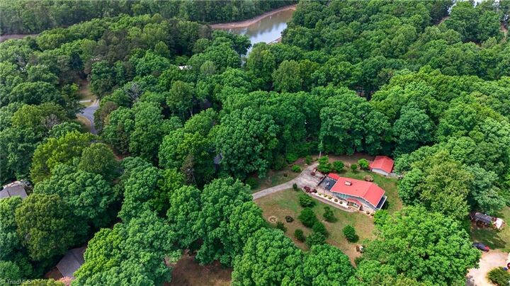Property Photo:  5138 Red Fox Trail  NC 27205 